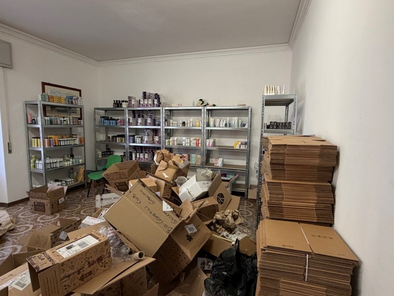 Appartamento in Vendita a San Pietro Clarenza, zona Centro, 128'000&euro;, 150 m²