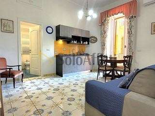 Bilocale in Affitto a Napoli, zona Vomero, 950&euro;, 55 m², arredato