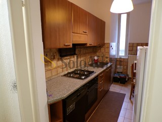 Trilocale in Affitto a Pavia, zona Stazione, 1'200&euro;, 100 m², arredato