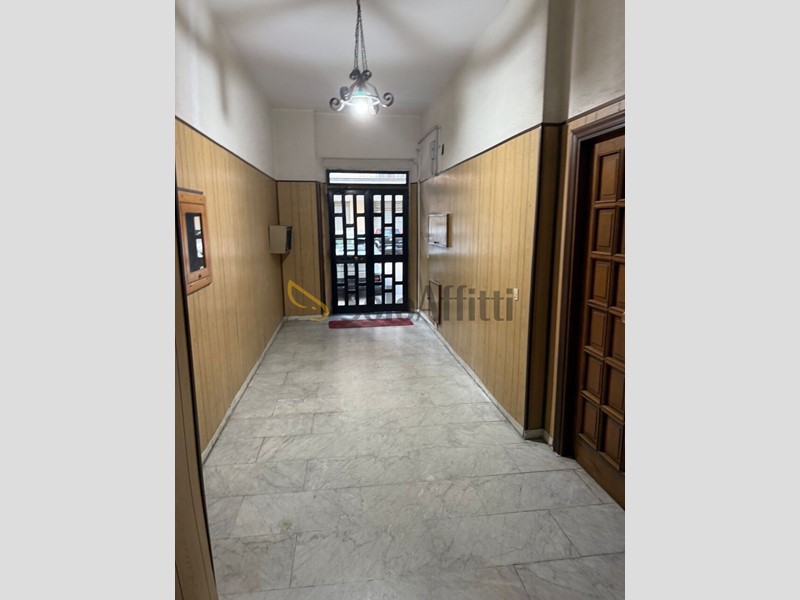 Quadrilocale in Affitto a Reggio Calabria, zona Viale Calabria, 550&euro;, 100 m², arredato