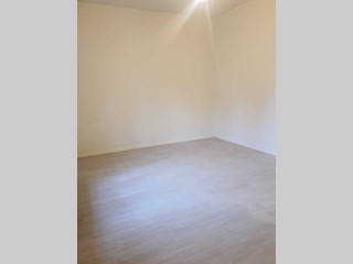Bilocale in Vendita a Parma, 175'000&euro;, 75 m²