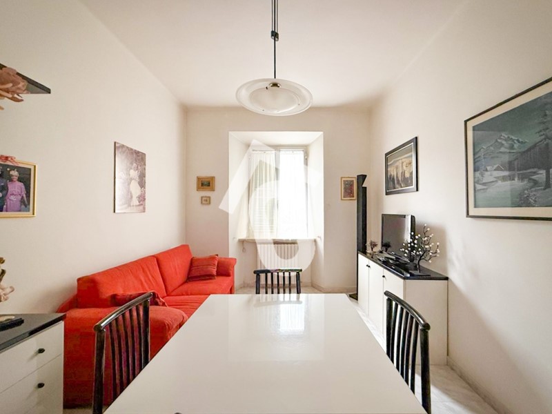 Trilocale in Vendita a Jesi, zona ZONA 3B, 95'000&euro;, 78 m²