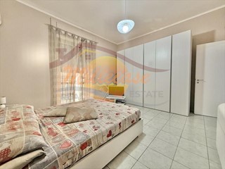 Trilocale in Affitto a Siracusa, zona Tisia - Tica - Zecchino, 560&euro;, 75 m²