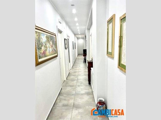 Appartamento in Vendita a Palermo, 228'000&euro;, 160 m²