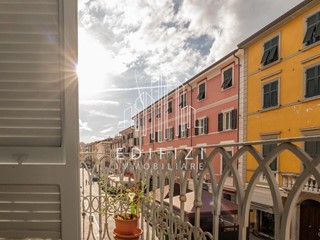 Appartamento in Vendita a Massa, 260'000&euro;, 110 m², arredato