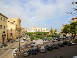 Bilocale in Vendita a Palermo, 80'000&euro;, 40 m²