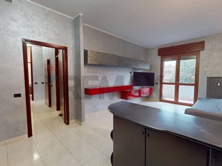 Quadrilocale in Vendita a Rho, 289'000&euro;, 116 m²