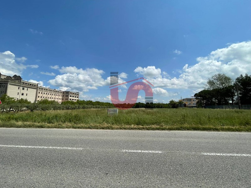Terreno industriale in Vendita a Benevento, 280'000&euro;, 6500 m²