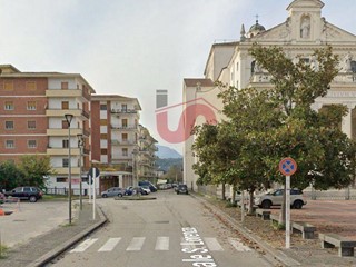 Ufficio in Vendita a Benevento, 610'000&euro;, 1630 m²