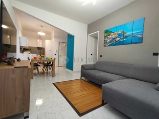 Appartamento in Vendita a La Spezia, zona Centro cittÃ, 249'000&euro;, 80 m², arredato