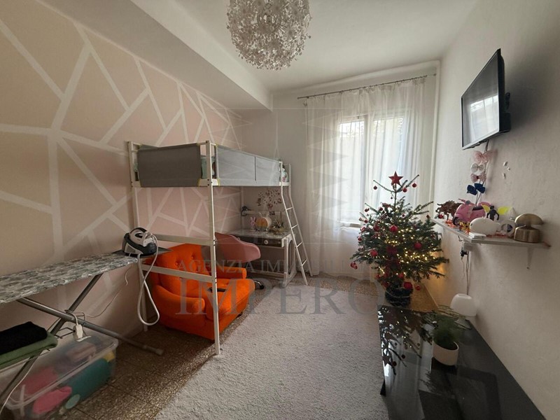 Trilocale in Vendita a Ventimiglia, zona Centro, 135'000&euro;, 65 m²