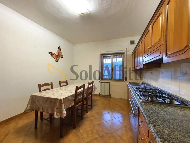 Trilocale in Affitto a Catanzaro, zona Sala, 500&euro;, 100 m², arredato