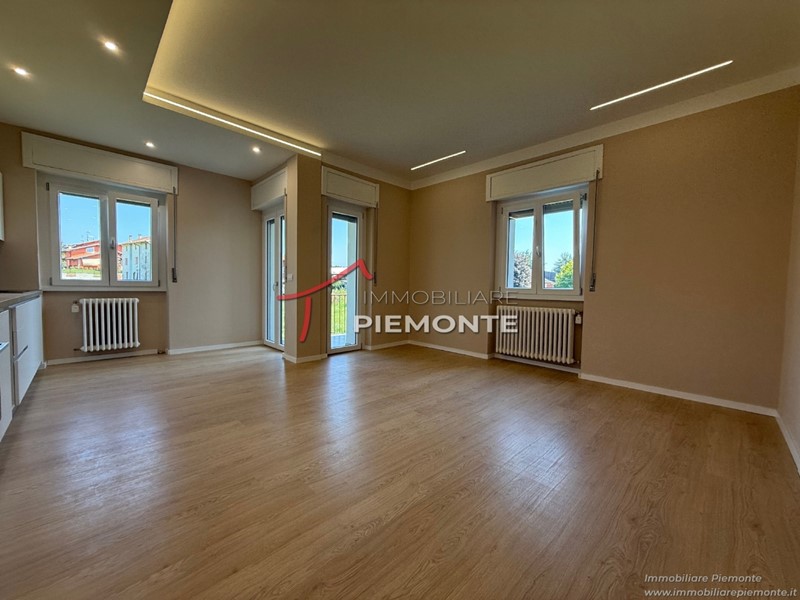 Trilocale in Vendita a Cressa, 139'000&euro;, 92 m²