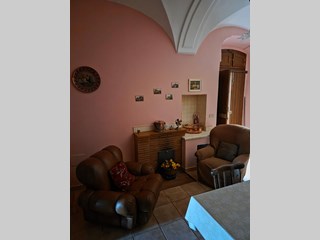 Casa Semi Indipendente in Vendita a Tricarico, zona RIONE SARACENA, 1'000&euro;, 70 m², arredato