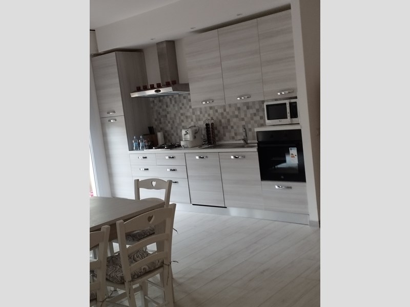 Appartamento in Vendita a Rimini, zona viserbella, 270'000&euro;, 98 m², arredato