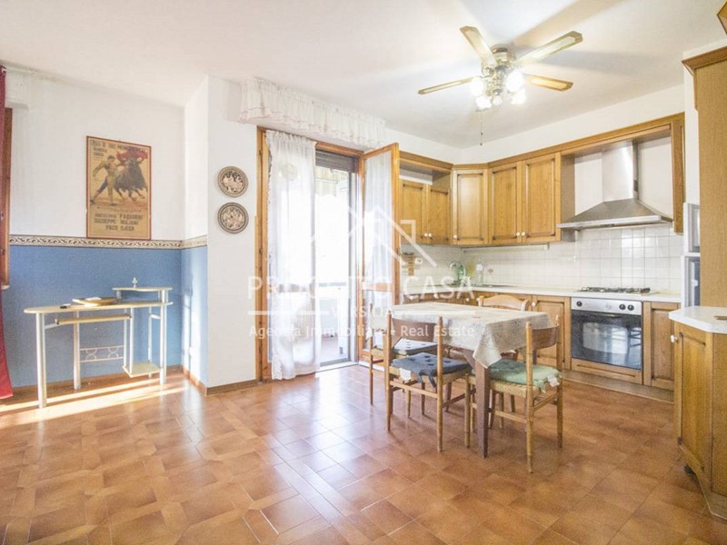 Quadrilocale in Vendita a Viareggio, 210'000&euro;, 110 m²