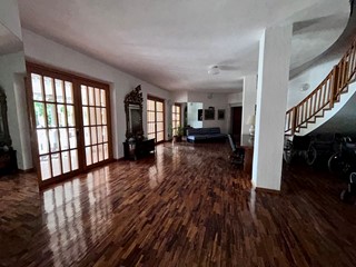 Appartamento in Vendita a Dorno, 255'000&euro;, 415 m², con Box