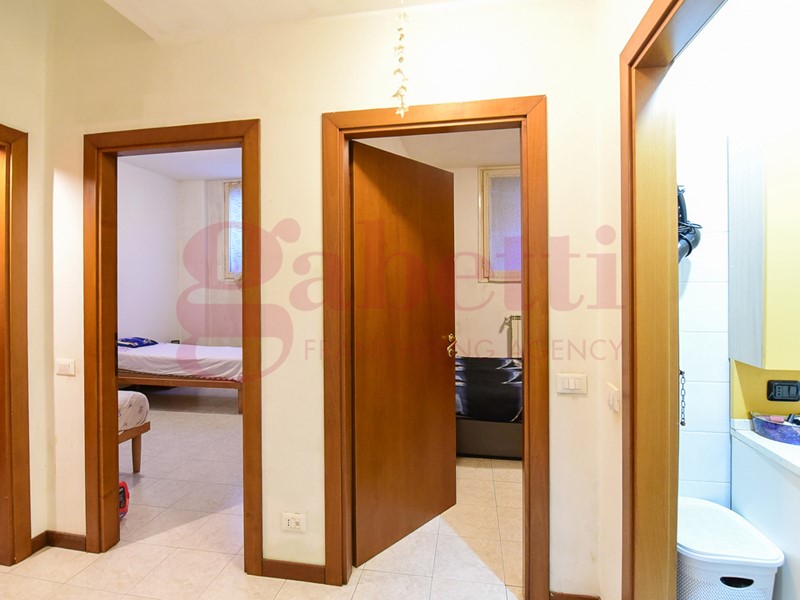 Trilocale in Vendita a Novedrate, 127'000&euro;, 97 m², con Box