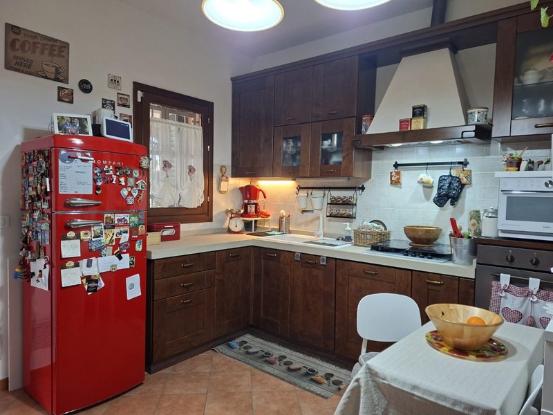 Bilocale in Vendita a Collesalvetti, zona Vicarello, 163'000&euro;, 60 m², arredato