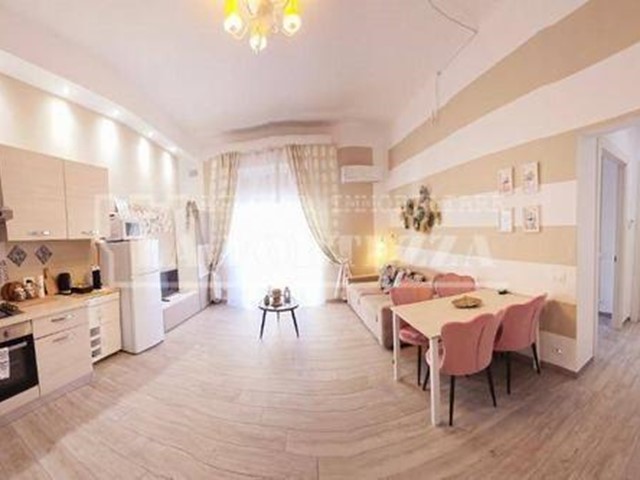 Trilocale in Vendita a Pisa, 249'000&euro;, 68 m², arredato