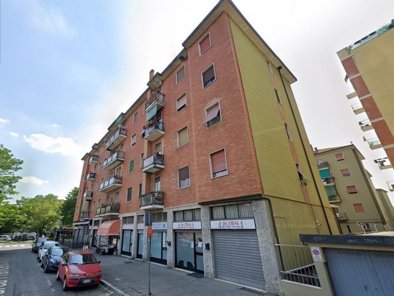 Trilocale in Vendita a Cologno Monzese, 82'500&euro;, 78 m²