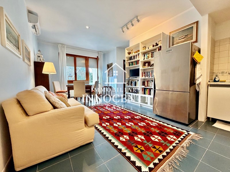 Trilocale in Vendita a Massa, zona Poveromo, 250'000&euro;, 65 m², arredato