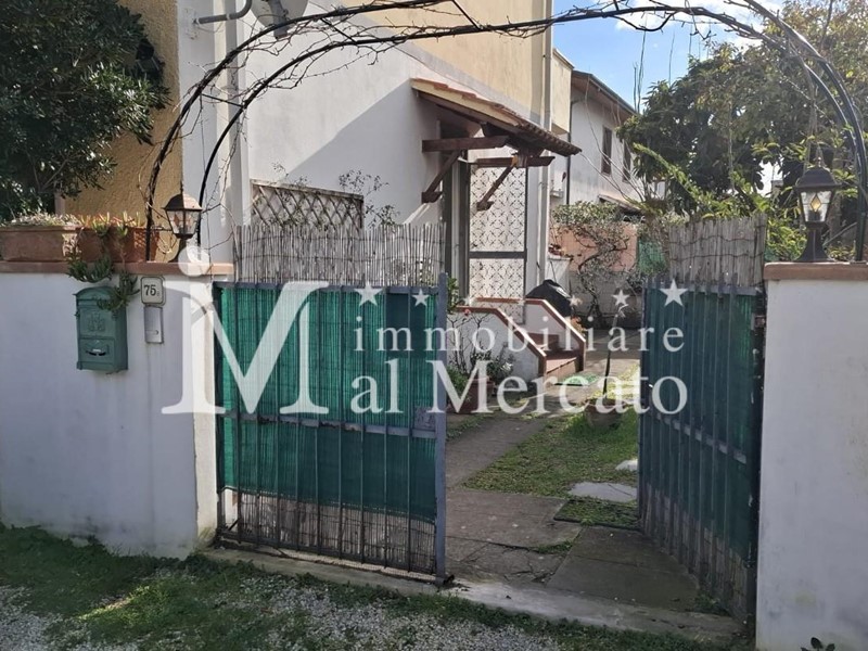 Appartamento in Vendita a Viareggio, 210'000&euro;, 86 m²