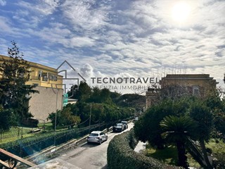 Trilocale in Vendita a Napoli, 250'000&euro;, 110 m²