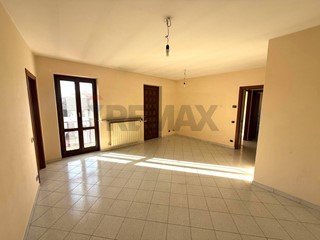 Trilocale in Affitto a Varese, 700&euro;, 92 m²