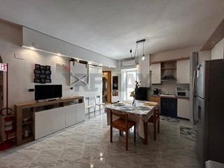 Quadrilocale in Vendita a Vieste, 385'000&euro;, 100 m²