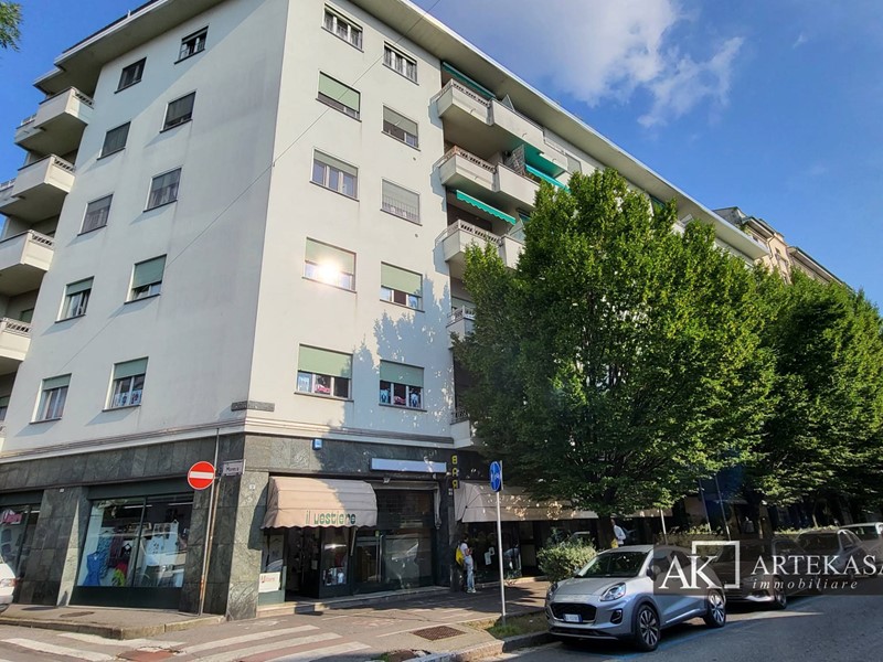 Trilocale in Affitto a Novara, 800&euro;, 92 m²