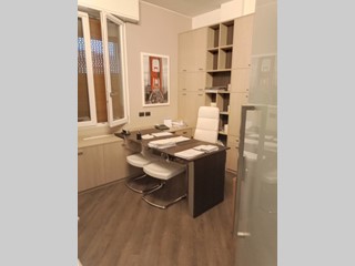 Ufficio in Affitto a Monza, 980&euro;, 70 m²