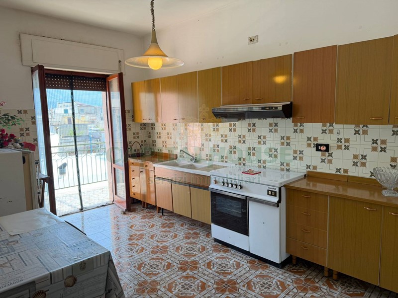 Trilocale in Vendita a Avella, 65'000&euro;, 125 m²
