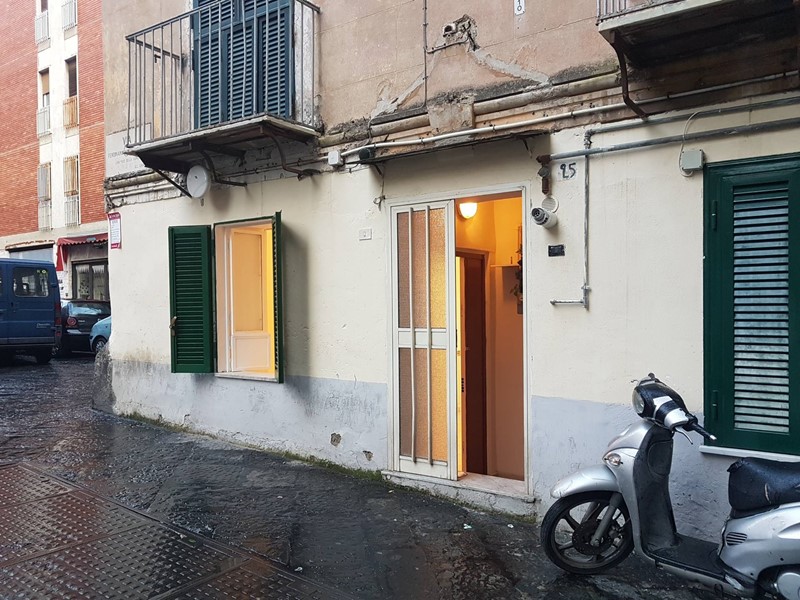 Monolocale in Affitto a Napoli, 620&euro;, 30 m²