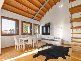 Attico in Vendita a Conegliano, 250'000&euro;, 105 m²