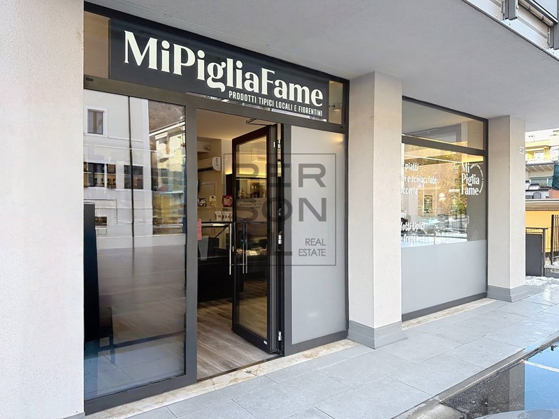 Negozio in Vendita a Trento, 43 m²