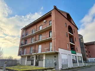 Appartamento in Vendita a Alessandria, 158'000&euro;, 110 m²