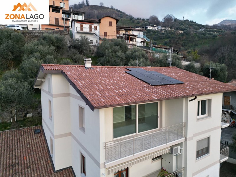 Trilocale in Vendita a Sale Marasino, 425'000&euro;, 110 m²