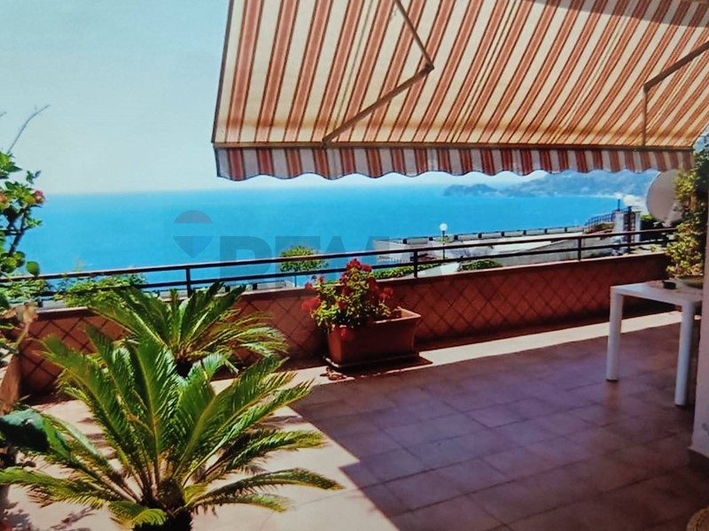 Quadrilocale in Vendita a Letojanni, 159'000&euro;, 56 m²