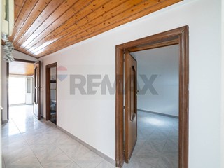 Attico in Vendita a Catania, 39'000&euro;, 55 m²