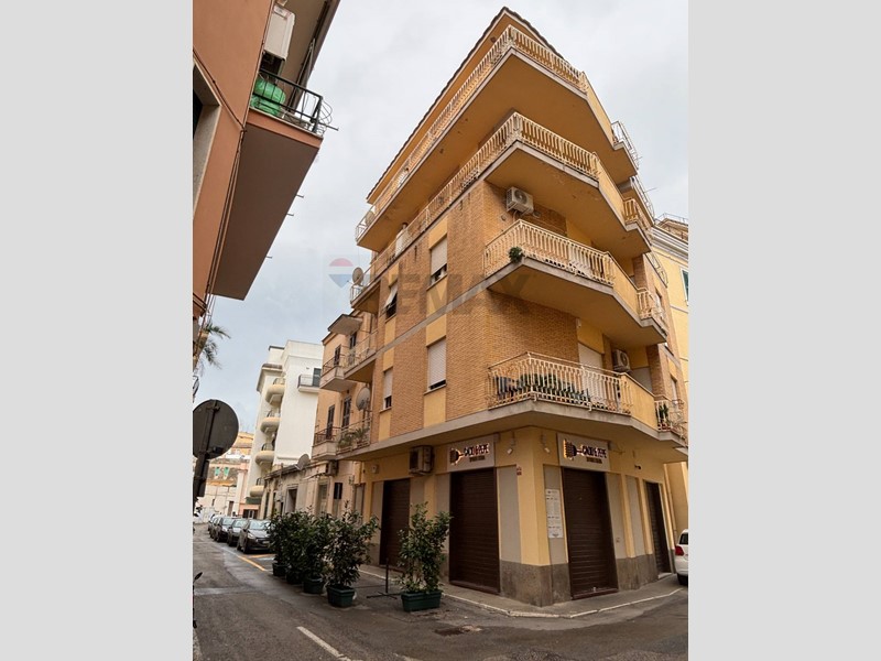 Trilocale in Vendita a Anzio, 165'000&euro;, 70 m²