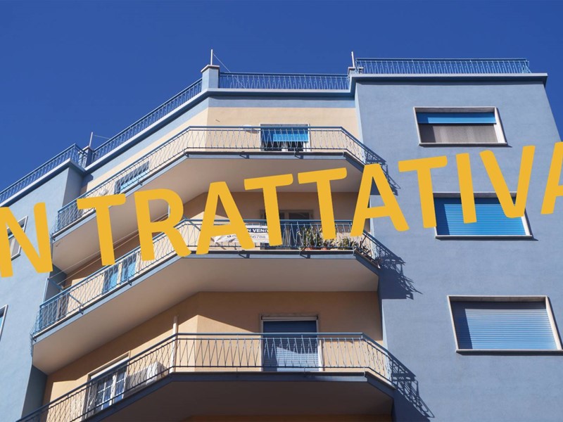 Appartamento in Vendita a Putignano, 120'000&euro;, 180 m²