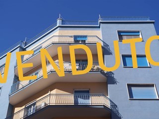 Appartamento in Vendita a Putignano, 120'000&euro;, 180 m²