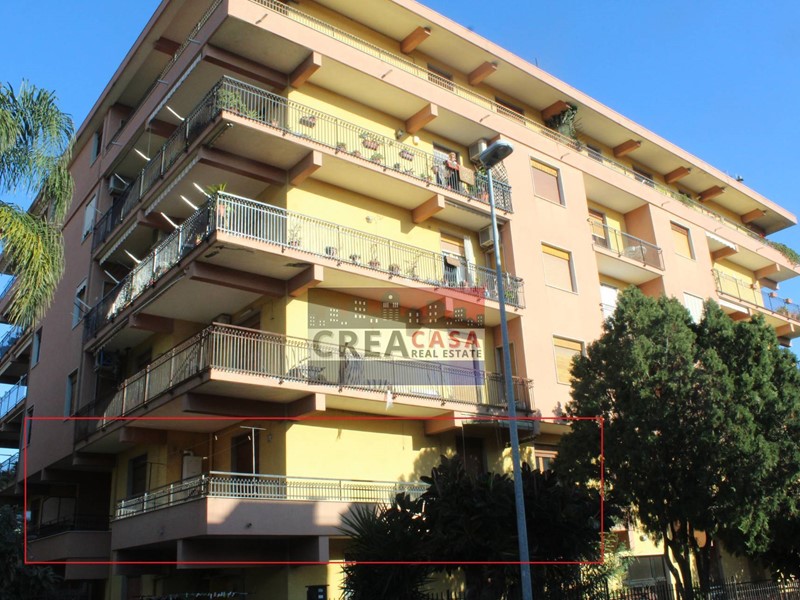 Appartamento in Vendita a Giarre, 89'000&euro;, 160 m²