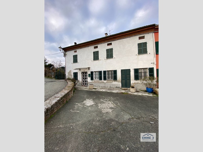Casa Semi Indipendente in Vendita a Montecastello, 130'000&euro;, 305 m²