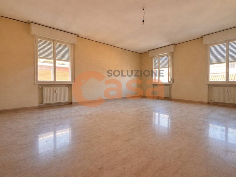 Quadrilocale in Vendita a Piacenza, 155'000&euro;, 132 m²