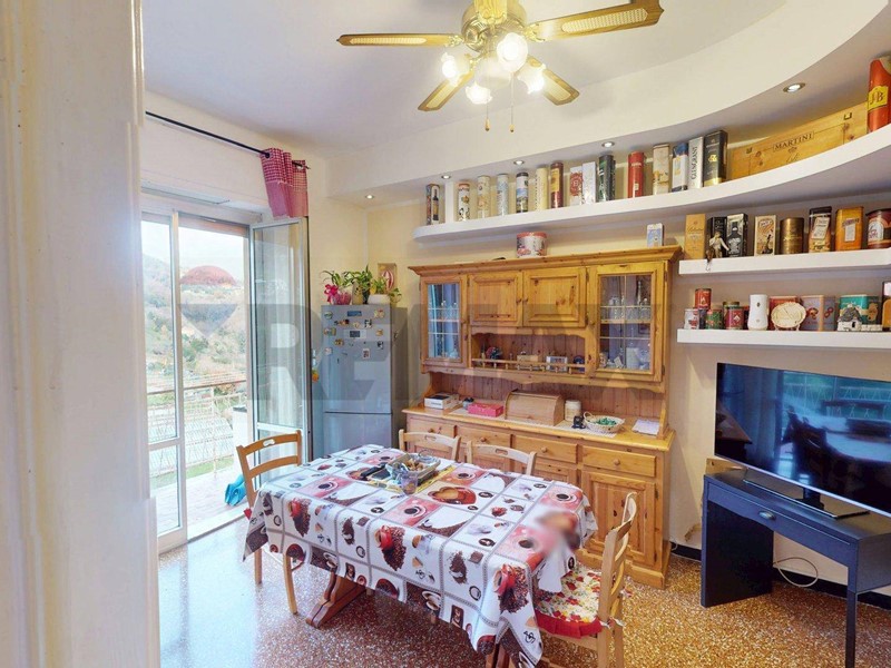 Trilocale in Vendita a Genova, 58'000&euro;, 80 m²