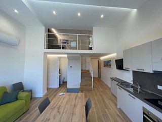 Trilocale in Affitto a Palermo, 1'300&euro;, 75 m²