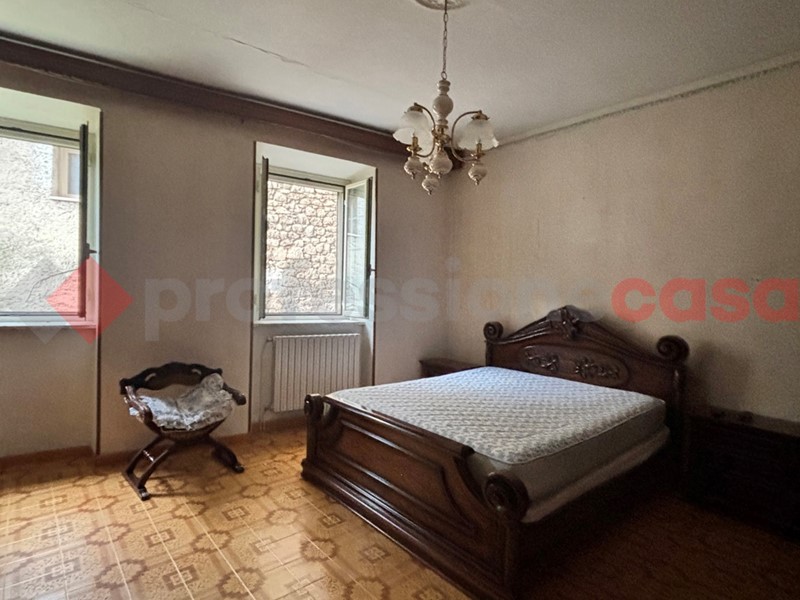 Trilocale in Vendita a Alatri, 68'000&euro;, 150 m²