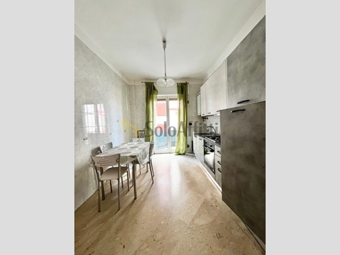 Trilocale in Affitto a Bari, zona Carrassi, 750&euro;, 75 m², arredato